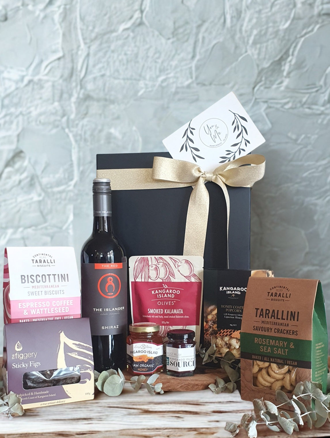 The Vineyard Pantry Hamper