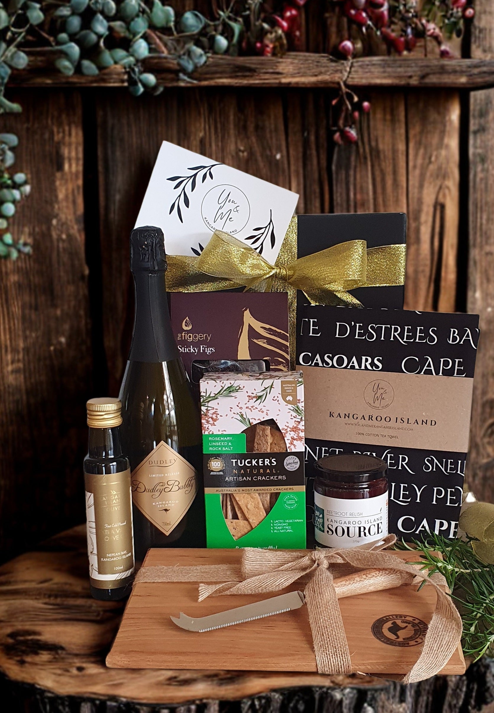 The Gourmet Board & Bubbles Gift Box – You & Me Kangaroo Island
