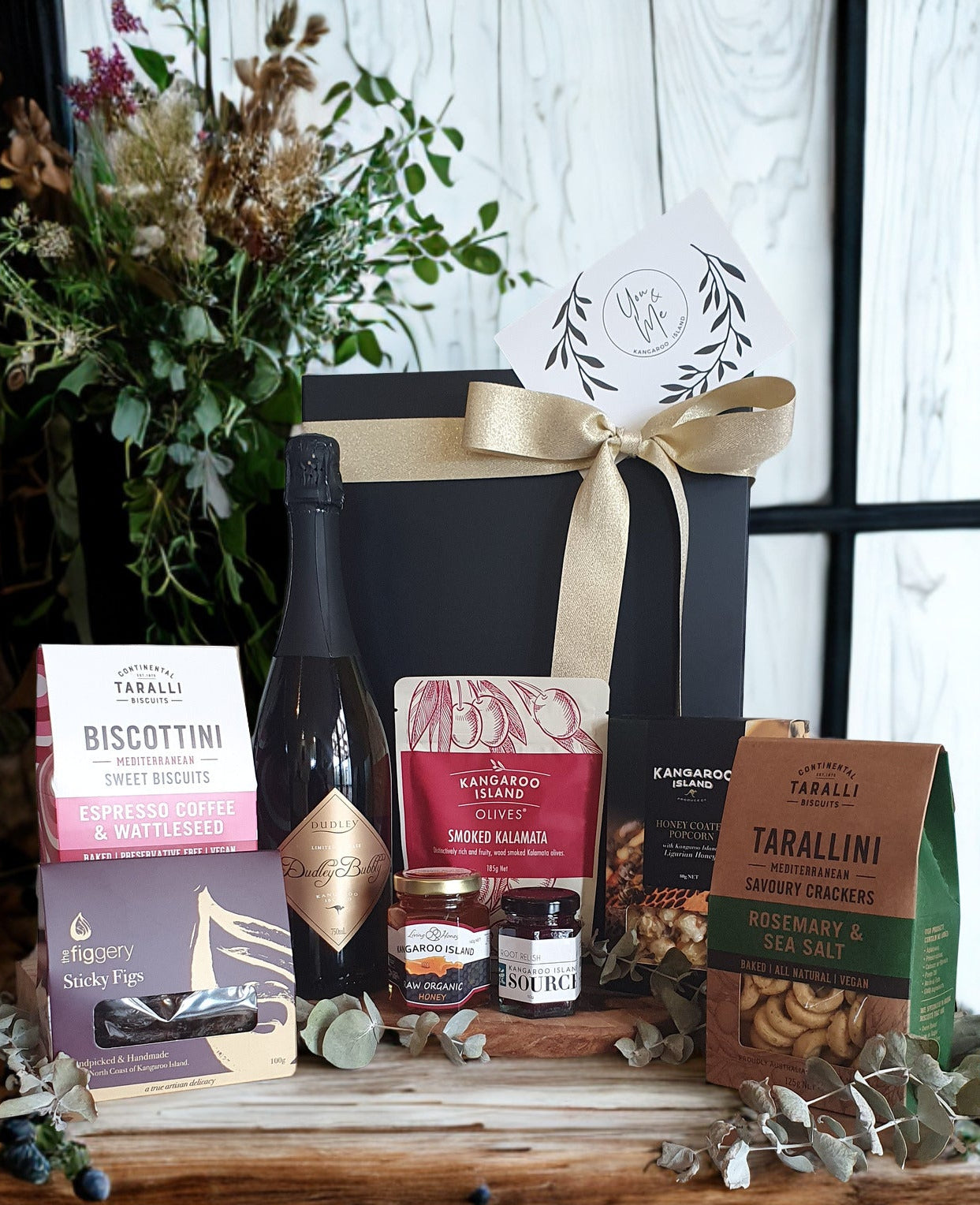 The Vineyard Pantry Hamper
