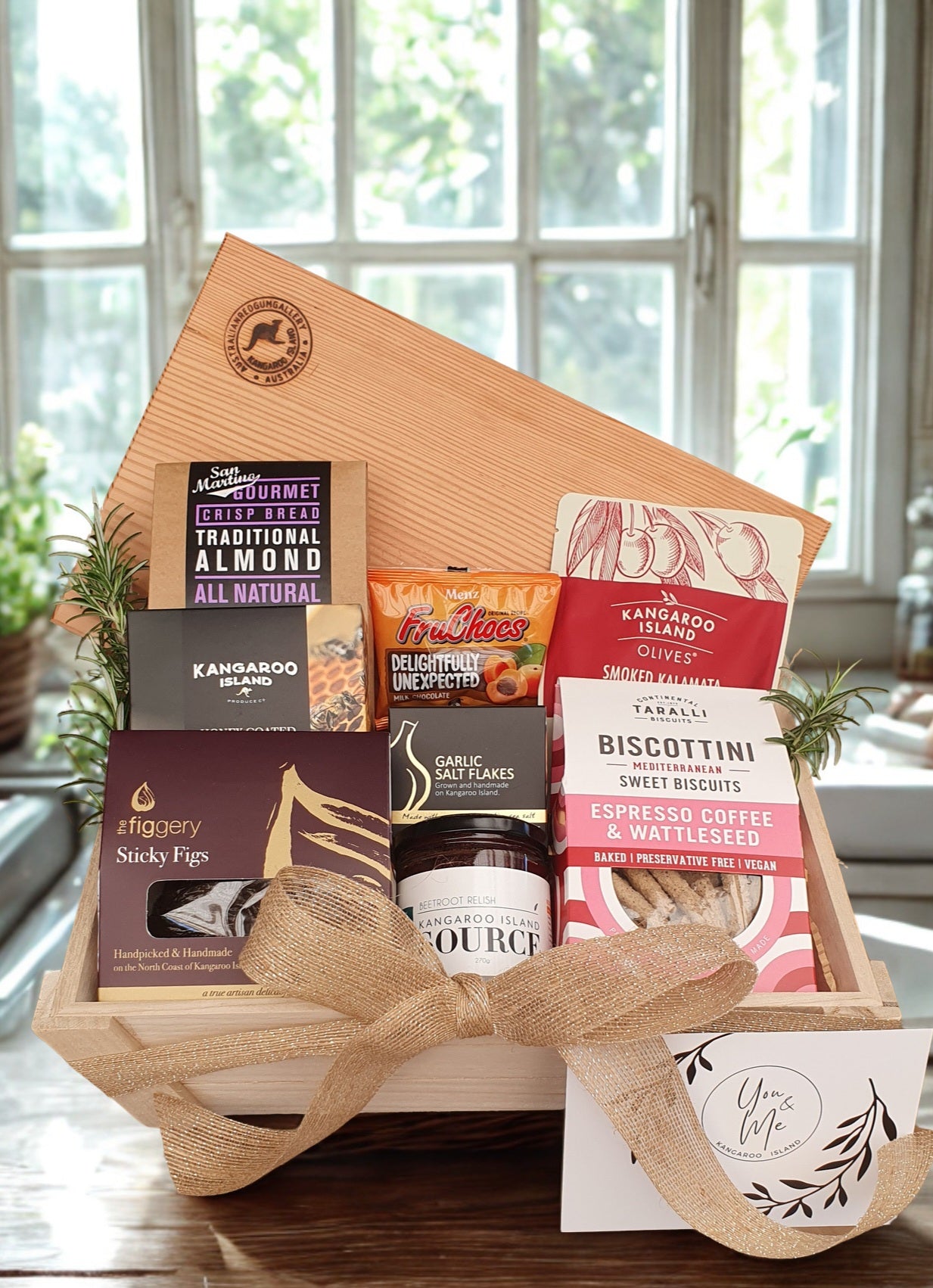The Island Craft & Flavour Trail Hamper