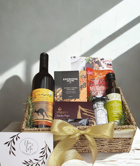 Island Red Celebration Hamper